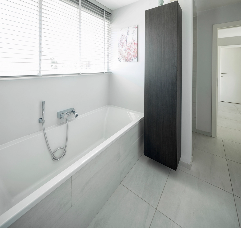Minimal tub · Virginia-Highland